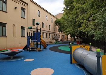 Фото компании  Brookes Saint Petersburg International IB School 1