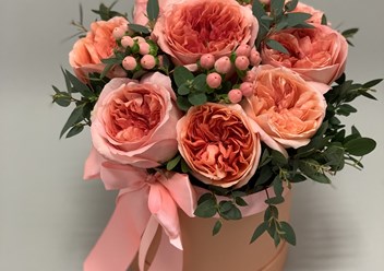 Фото компании ИП Flowers Rossa Цветы & Подарки 1