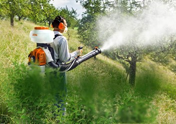 Акарицидная обработка участков от клещей и других вредителей во Владимире