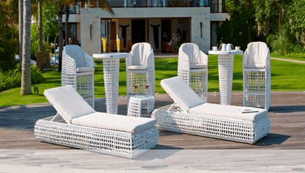 Пляжное оборудование "WoodBeach": раздевалки, дорожки деревянные, бунгало, теневые навесы, шезлонги, пляжные зонты, душевые стойки, перголы, вышки спасателя, обустройство пляжей