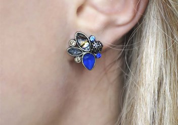 Серьги-гвоздики с кристаллами &quot;Этуаль&quot; бижутерия элоиза. Бренд - eloiza jewelry. Сайт - eloiza.net