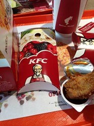 Фото компании  KFC, сеть ресторанов быстрого питания 7