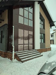 Алюминий Проведал.  Остекление веранды и балкона. В нижней части - стекло бронза в массе.