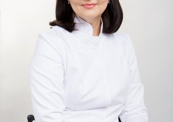Кундер Елена Владимировна  врач-ревматолог
    профессор,  доктор медицинских наук
    высшая квалификационная категория
    стаж работы 21 год
