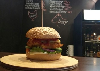 Фото компании  Super Burger, бар-бургерная 6