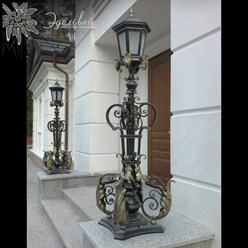 Кованый фонарь