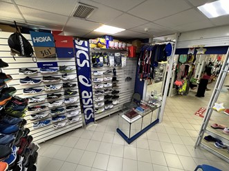Фото компании  Магазин "ASICS Altra 361°" Геленджик 17