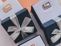 Золотые значки на заказ с логотипом компании