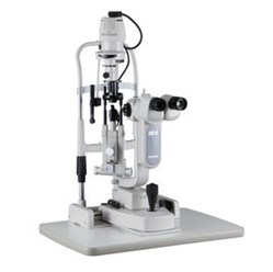 Щелевая лампа SL-D701
Topcon, Япония