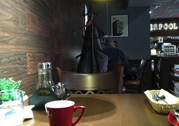 Фото компании  Liverpool, кафе 2