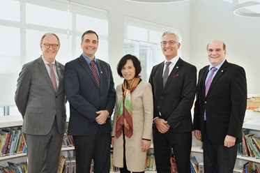 Фото компании  Brookes Saint Petersburg International IB School 10