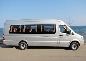 Аренда микроавтобусов, автобусов на 6, 20, 30, 50 мест. Пассажирские перевозки по Одессе и Украине. Международные пассажирские перевозки по странам СНГ и Европы.