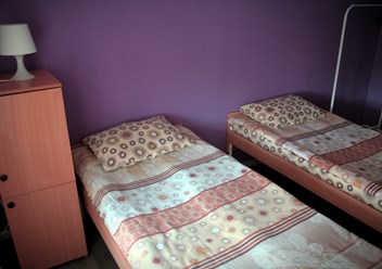 двухместный номер с двумя раздельными кроватями
Возможность добавить кровать 
Одноразовые тапочки в подарок