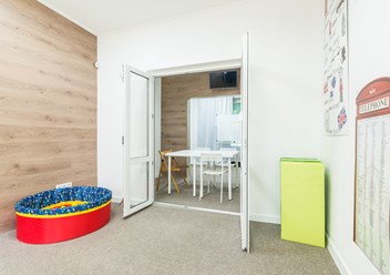 Фото компании  ПолиГлоТ 4