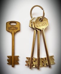 Фото компании  Мастерская по изготовлению ключей 5