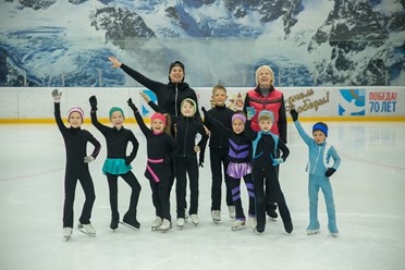 Фото компании РООО Ростовская областная федерация фигурного катания на коньках 14