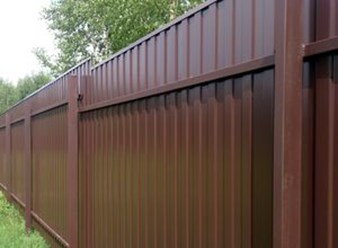 Забор из профнастила