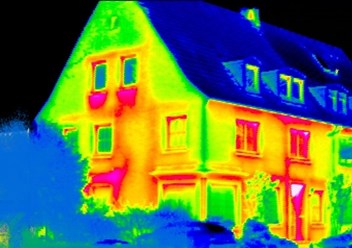 Наша компания может помочь обнаружить утечки тепла и воздуха в зданиях, идентифицировать неисправности в электрических системах, анализировать эффективность систем охлаждения и отопления.
