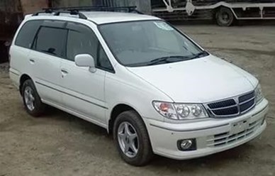 Nissan-Presage 8 мест. 2500 руб/сут