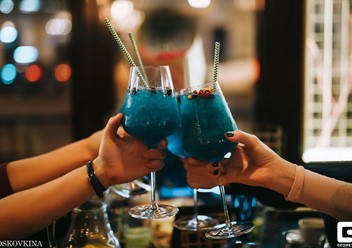 Фото компании  КЛЕТКА veranda-lounge 2