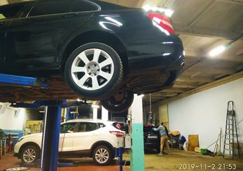Фото компании ООО гараж на час, гараж самообслуживания, автосервис самообслуживания. 3