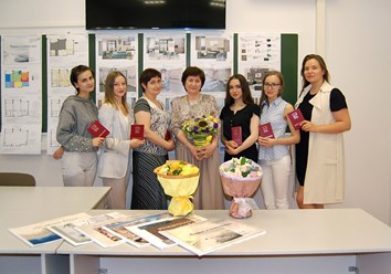 На занятиях в Школе Архитектуры и Дизайна