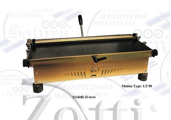 Ручная линейная машина для загиба кромки LT/30
Простая и практичная машина для загиба таких материалов как кожа, искусственная кожа, парус, жесткие переплеты.
