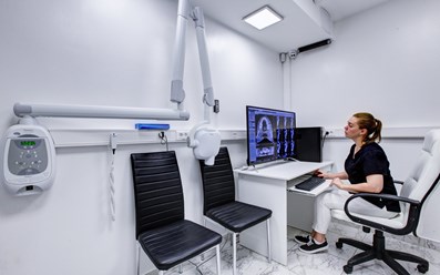 Фото компании  IMPLANT CLINIC 7