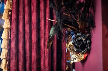 Фото компании  100 Друзей, караоке-ресторан 24