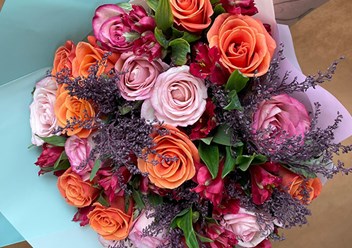 Фото компании  Магазин цветов Склад-Цветы.рф 1