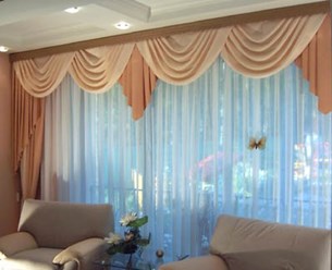 Самые великолепные шторы из лучших тканей в нашем исполнении! При обращении в наш салон штор, «АС Текстиль» гарантирует качество и точность выполнения любых заказов по пошиву штор и покрывал.