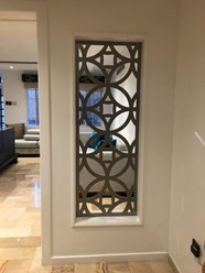 Применение специального оборудования позволяет с максимальной точностью производить разрезание листов.