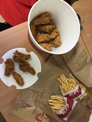 Фото компании  KFC, сеть ресторанов быстрого питания 16