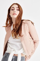 Женская куртка-спенесер