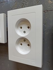 Розетка 2м без заземления 16А белая AtlasDesign ШнайдерЭлектрик