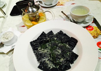 Фото компании  Перцы, пицца-паста бар 6