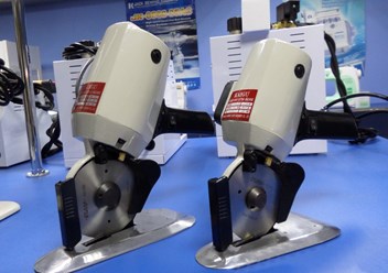 Дисковый раскройный нож