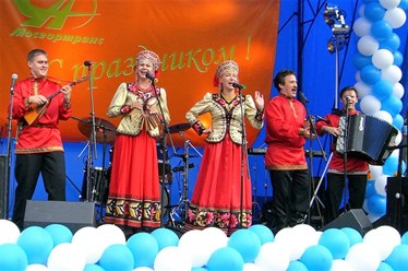 Фольклорный ансамбль У барина - русские и казацкие песни у Вас на празднике.