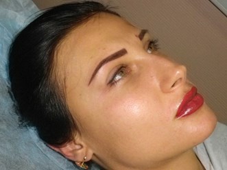 Перманентный макияж бровей и и губ в салоне тату Карины Сычёвой