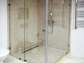 Душевая перегородка угловая с раздвижной дверью
