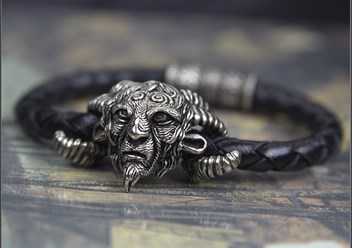 Кожаный браслет Фавн оригинальное волшебное украшение