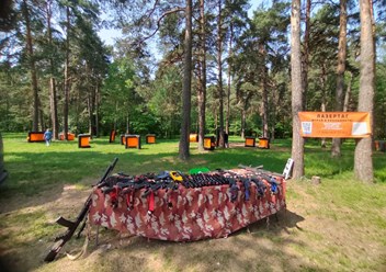 Мобильная надувная площадка для игры лазертаг,  устанавливается там, где не хватает укрытий для игры.