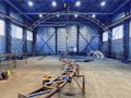 Производственный цех с кран-балкой. Обработка и сборка металлоизделий
