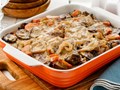 Кролик с белыми грибами