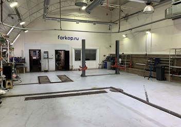 Установочный центр farkop.ru в Москве на Нарвской