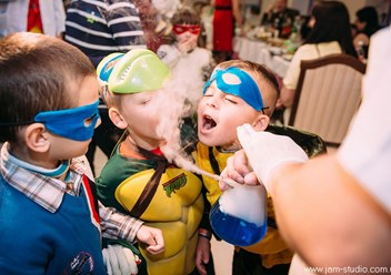 Ninja Turtles party (Вечеринка &quot;Черепашки-ниндзя&quot;)
Химическое шоу. 

Больше фото: http://jam-studio.com.ua/vecherinka-cherepashek-nindzja