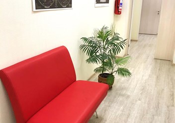 Фото компании  "Англия" на улице Кузнецова 1