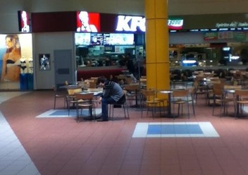 Фото компании  KFC, сеть ресторанов быстрого питания 4