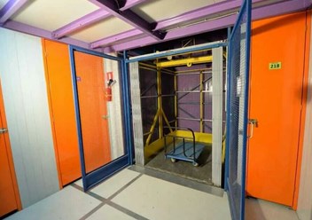 Склад хранения вещей в Москве
Мини складское помещение в Москве
Без депозита. Помещения для хранения вещей, домашней техники и личных вещей. Звоните!
Боксы и ячейки для хранения вещей в Москве.