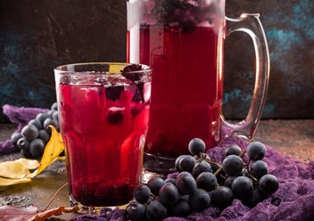 Фото компании  Saperavi Cafe, кафе грузинской кухни 6